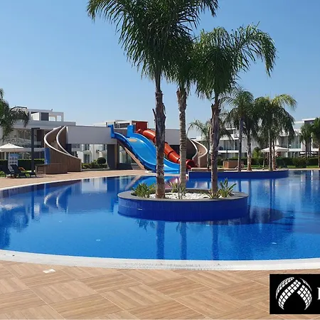 Luxurious Beachfront Townhouse Апартаменты Boghaz